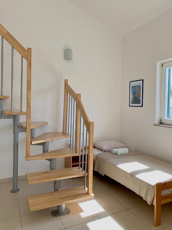 Apartments Happy Stay Center Baska Exteriör bild
