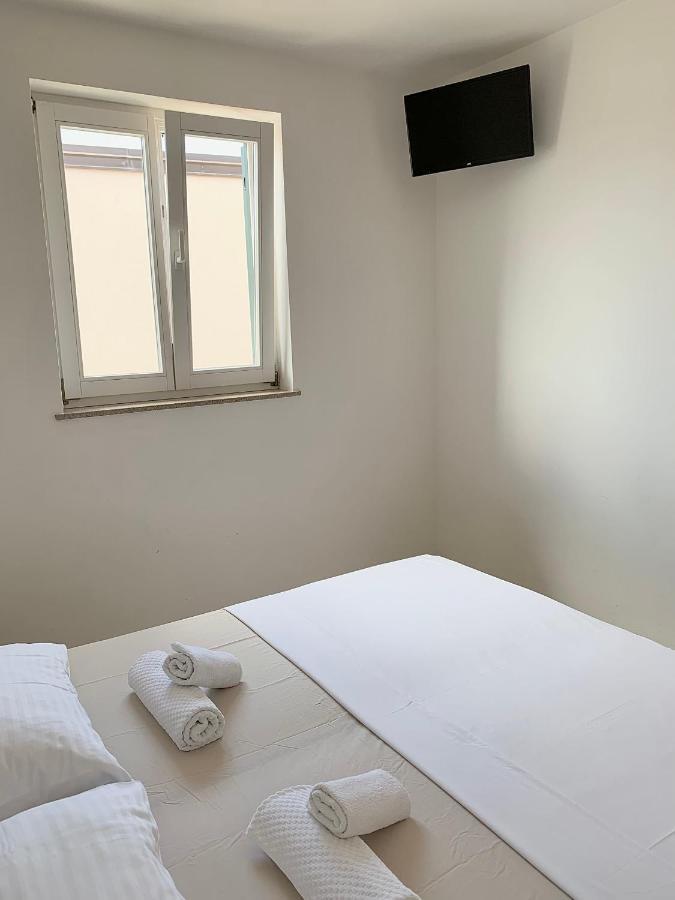 Apartments Happy Stay Center Baska Exteriör bild