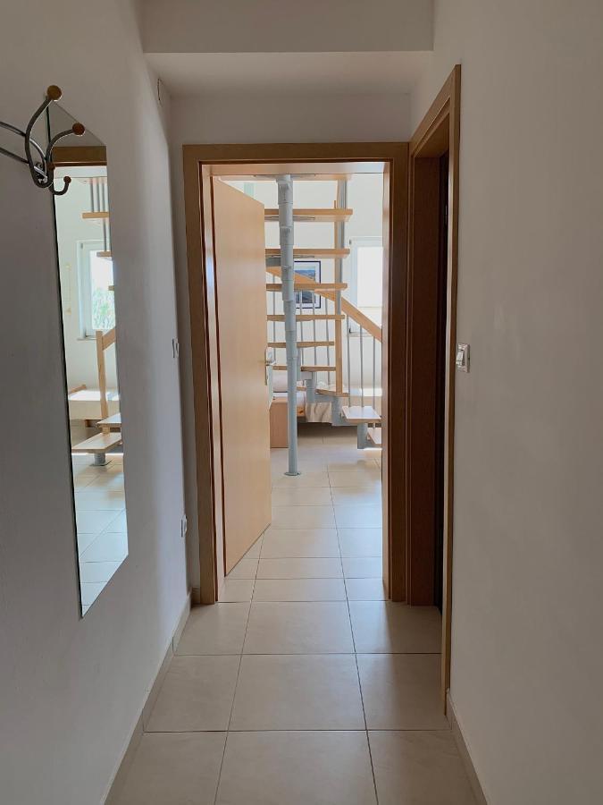 Apartments Happy Stay Center Baska Exteriör bild