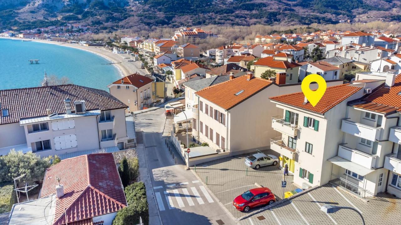 Apartments Happy Stay Center Baska Exteriör bild